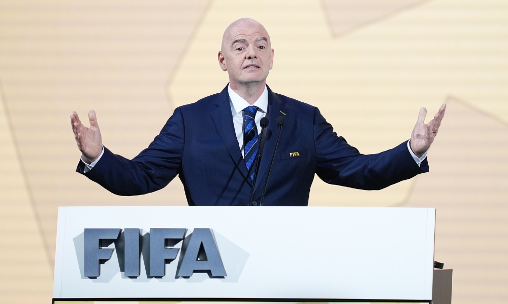 雷速官网：足协公布首批完成债务清欠名单 中超三队未上榜中新体坛.